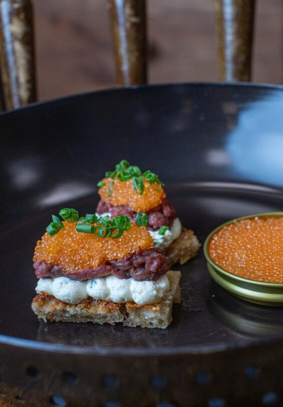 Reinsdyrtartar med pisket romme og sikrogn C34 A2167